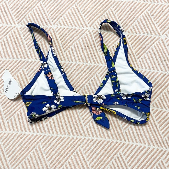 Hot Water Floral Bikini Top M NWT - Picture 2 of 4